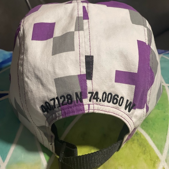 Supreme Box Logo hat. Never worn. - Picture 3 of 8